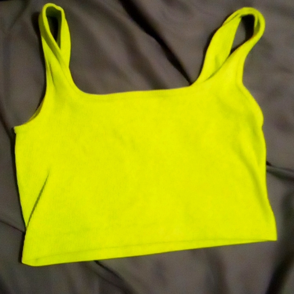 I cropped top by love j, L/XL